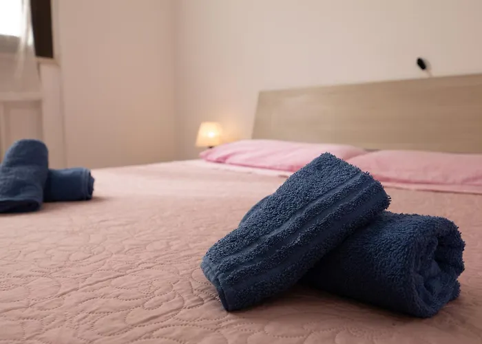 Apartman Oasi Udinese Charme Nel Cuore Della Citta *