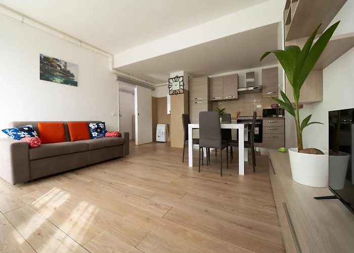 Oasi Udinese Charme Nel Cuore Della Citta Apartman *