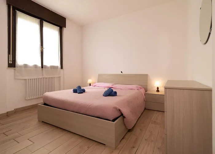 Apartman Oasi Udinese Charme Nel Cuore Della Citta *